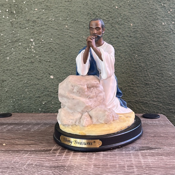 Rare Ebony Treasure African Jesus Praying - Picture 2 of 3